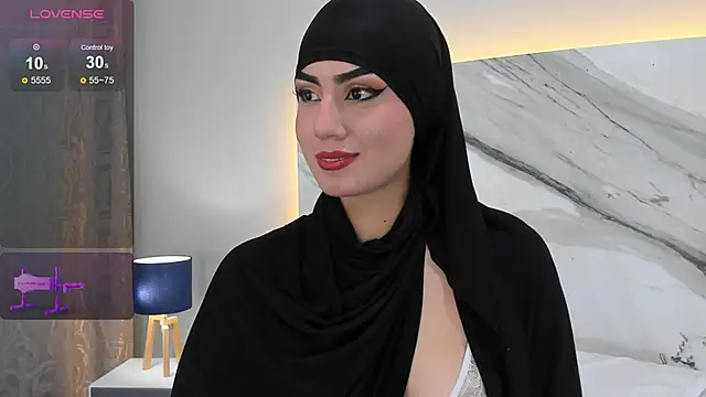 Snapshot of fatimarab chatting on December 28, 2024, 4:30 am fatimarab online show from December 28, 2024, 4:30 am
