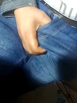 Snapshot of franko1987 chatting on March 3, 2025, 1:42 pm franko1987 online show from March 3, 2025, 1:42 pm