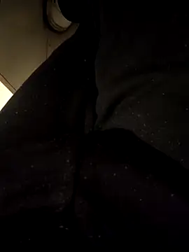 Snapshot of franko1987 chatting on February 12, 2026, 6:30 am franko1987 online show from February 12, 2026, 6:30 am