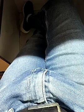 franko1987 online show from April 18, 2026, 3:54 am