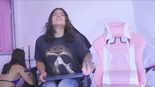 gabriel  manson online show from December 18, 2024, 3:04 am