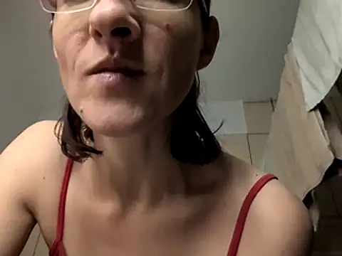 Milky hairy mommy online show from November 29, 2025, 8:45 pm