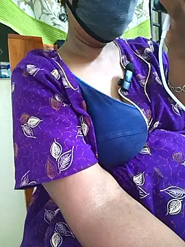 Snapshot of Tamil--Rani chatting on January 16, 2025, 7:10 pm Tamil--Rani online show from January 16, 2025, 7:10 pm