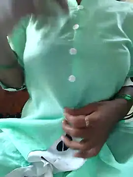 Snapshot of Tamil--Rani chatting on February 24, 2025, 9:10 am Tamil--Rani online show from February 24, 2025, 9:10 am