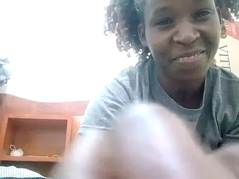 Claris2 online show from September 29, 2025, 9:08 pm