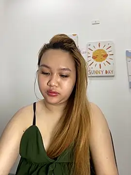 Odette68 online show from March 18, 2026, 12:25 am