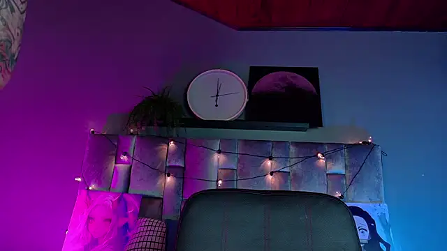 AmbarHills 1 online show from January 12, 2026, 11:37 am