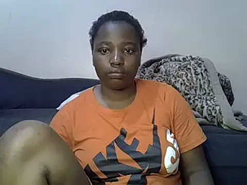 Snapshot of sweet_gal01 chatting on December 5, 2024, 12:19 am sweet gal01 online show from December 5, 2024, 12:19 am