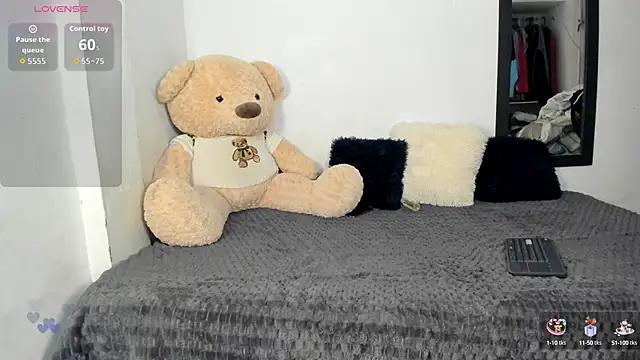 LittleParker online show from September 25, 2025, 12:42 pm