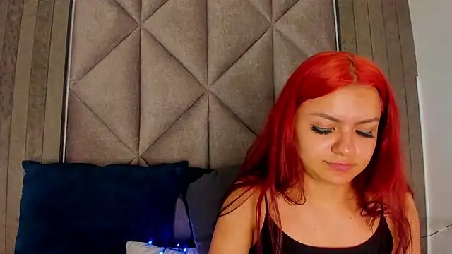 AbbyWathson online show from February 4, 2025, 1:45 am