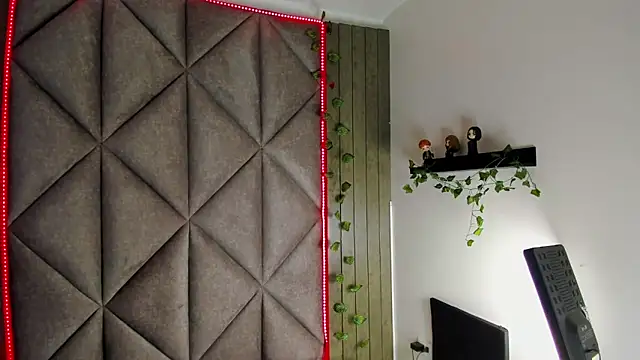 AbbyWathson online show from February 27, 2026, 11:43 am