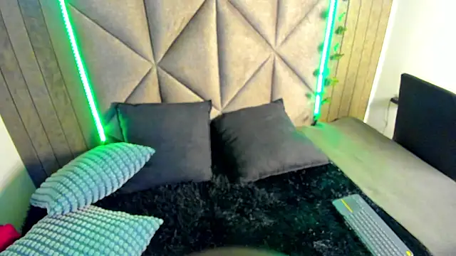 AbbyWathson online show from March 24, 2026, 11:48 am