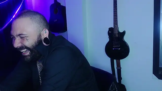 Snapshot of darkclothes chatting on December 24, 2024, 12:55 am darkclothes online show from December 24, 2024, 12:55 am