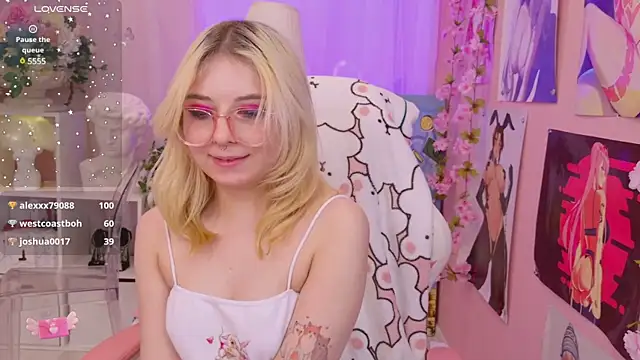 Coconut Mia online show from January 25, 2025, 3:51 am