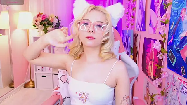 Coconut Mia online show from February 22, 2025, 9:48 pm