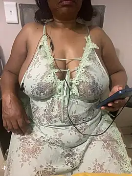 Nomthie online show from March 3, 2026, 7:31 pm