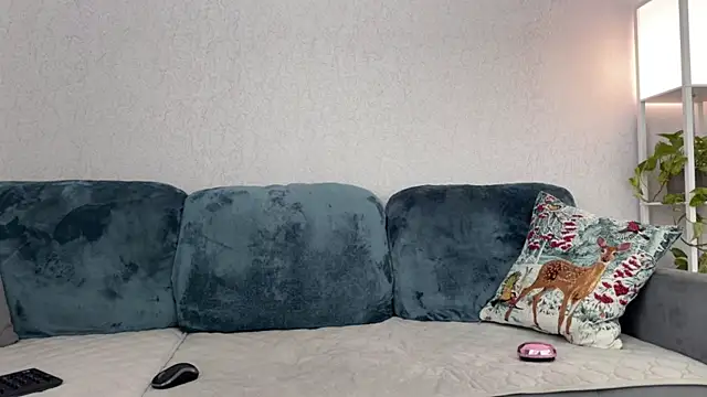 Victoria1Love online show from March 5, 2025, 8:00 am