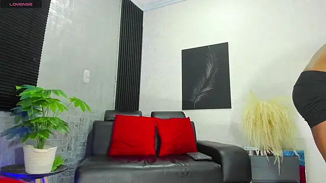 RicoBrown777  online show from October 14, 2025, 4:02 am