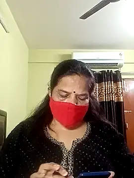 Snapshot of IndianAngle chatting on January 24, 2025, 10:32 am IndianAngle online show from January 24, 2025, 10:32 am