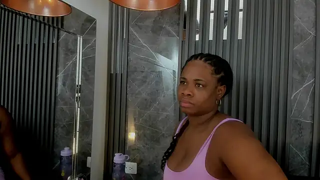 SaraiEvans online show from February 1, 2025, 3:08 am