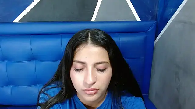 cherry modelx  online show from March 14, 2025, 11:22 pm