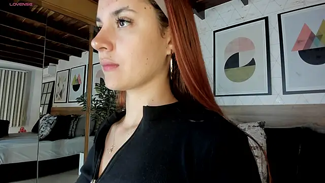 AylinMillerxs online show from October 12, 2025, 12:59 pm