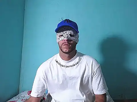 dirty boy horny online show from December 23, 2025, 6:11 am