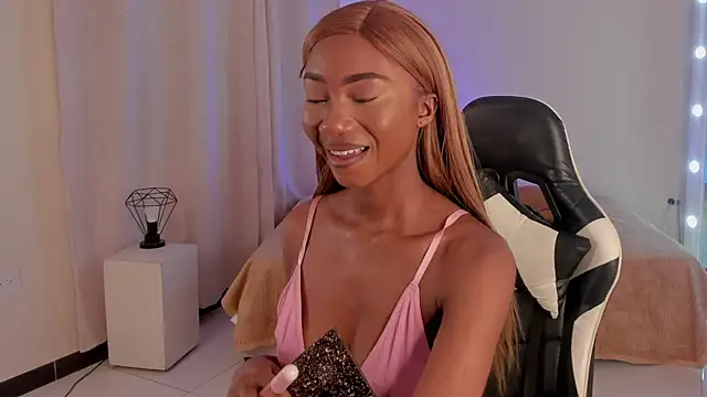 Snapshot of SavannahWildee chatting on January 16, 2025, 11:48 am SavannahWildee online show from January 16, 2025, 11:48 am