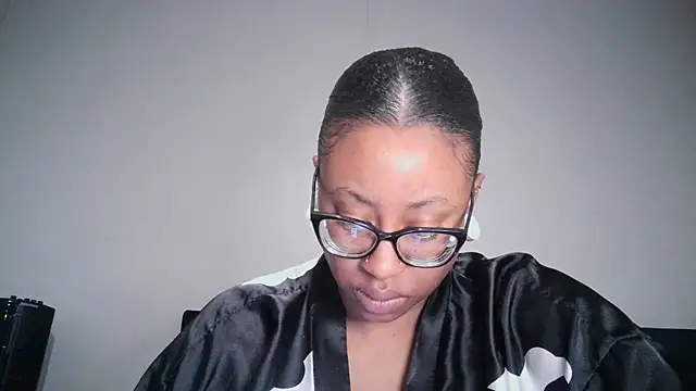 Nyxie Chaos online show from December 2, 2025, 2:23 pm