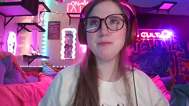 mirannacult online show from December 30, 2024, 1:47 pm