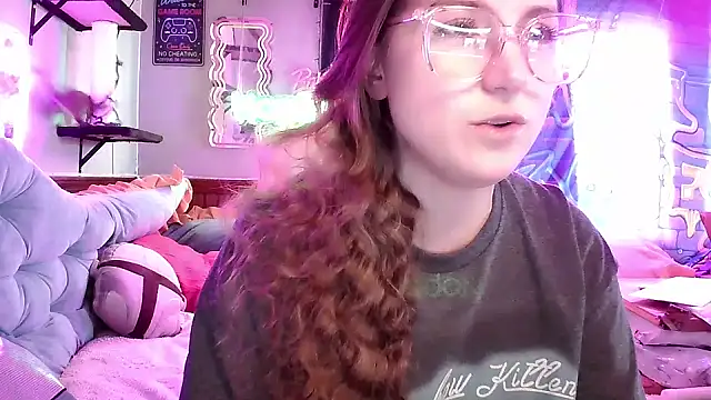 mirannacult online show from January 28, 2025, 5:56 pm