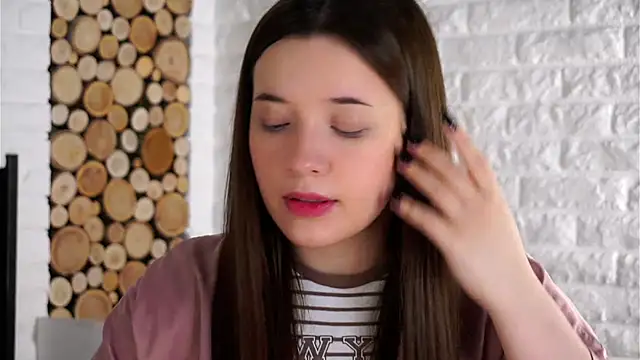 LowOncoming online show from September 20, 2025, 1:39 am