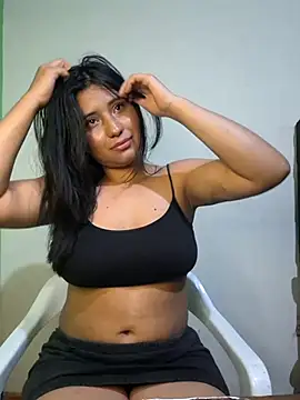 yuliparis online show from February 11, 2025, 3:08 am