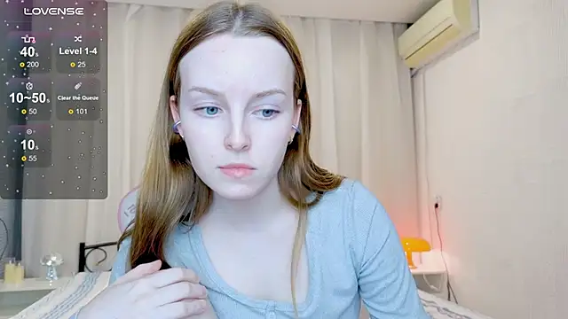 Snapshot of Wild__flowers chatting on October 12, 2025, 3:00 pm Wild flowers online show from October 12, 2025, 3:00 pm