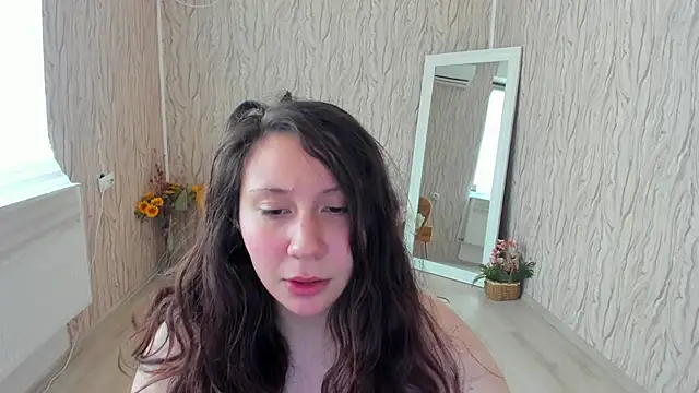 Snapshot of AishaRouhi chatting on January 3, 2025, 8:32 am AishaRouhi online show from January 3, 2025, 8:32 am