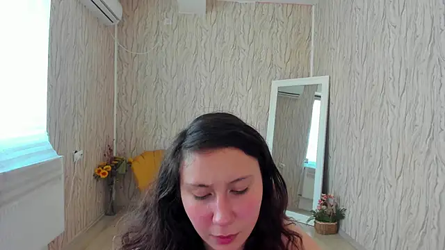 Snapshot of AishaRouhi chatting on January 8, 2025, 11:43 am AishaRouhi online show from January 8, 2025, 11:43 am
