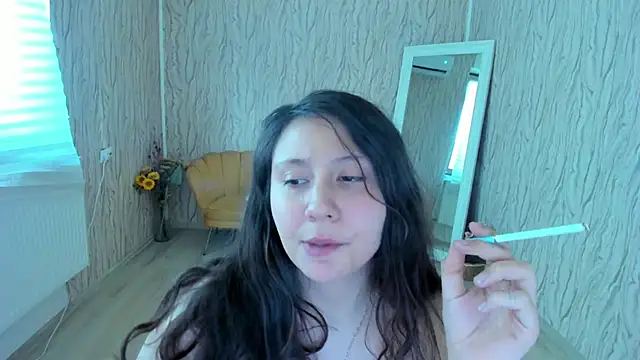 Snapshot of AishaRouhi chatting on January 19, 2025, 6:31 am AishaRouhi online show from January 19, 2025, 6:31 am