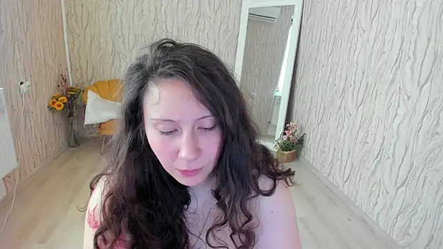 Snapshot of AishaRouhi chatting on February 8, 2025, 9:56 am AishaRouhi online show from February 8, 2025, 9:56 am