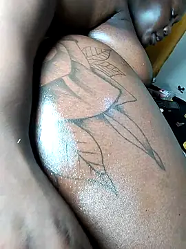 Hugemassivebootie online show from September 24, 2025, 7:01 am