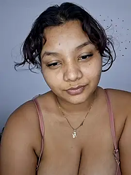 Snapshot of Daineth33 chatting on September 9, 2025, 4:34 am Daineth33 online show from September 9, 2025, 4:34 am