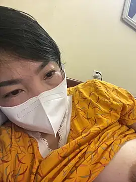 Hachi Sweetbabie  online show from December 16, 2025, 1:27 pm