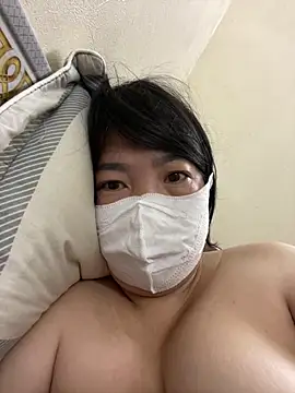 Hachi Sweetbabie  online show from June 8, 2026, 9:26 pm
