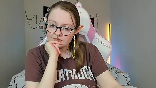 Snapshot of BebKonie chatting on March 7, 2025, 6:13 am BebKonie online show from March 7, 2025, 6:13 am