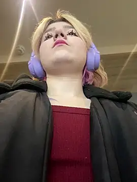 Baby  Naughty online show from March 4, 2025, 11:19 am