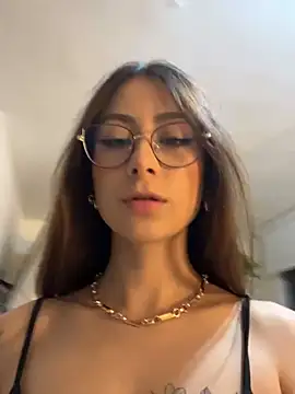 juanasnz99 online show from February 17, 2025, 3:58 am