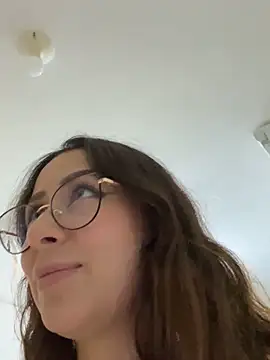 juanasnz99 online show from February 18, 2025, 5:20 am