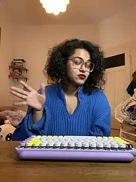 Snapshot of Curvydesifromgermany chatting on January 27, 2025, 4:01 pm Curvydesifromgermany online show from January 27, 2025, 4:01 pm