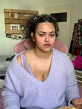 Curvydesifromgermany online show from March 27, 2026, 12:49 pm