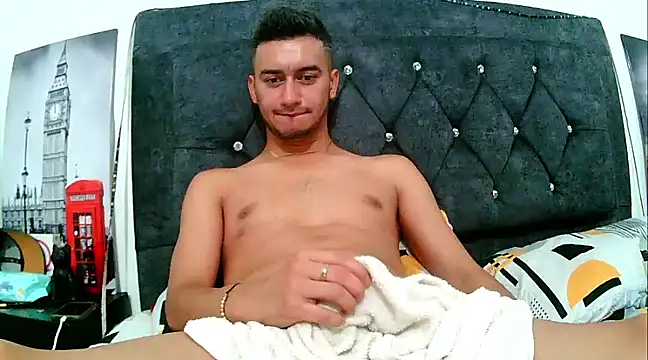 Kevin Torres online show from March 16, 2025, 10:42 pm