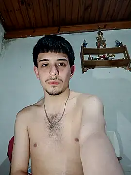 Snapshot of Elvergonn2105 chatting on October 18, 2025, 4:48 am Elvergonn2105 online show from October 18, 2025, 4:48 am